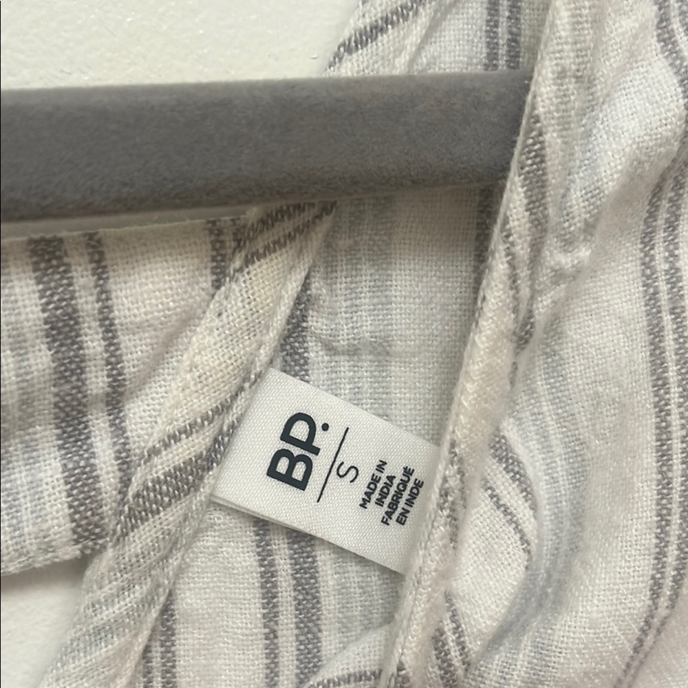 Striped V-Neck Ruffle Hem Tank Top - Picture 2 of 3
